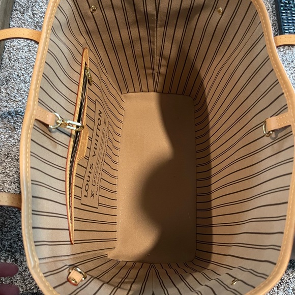 Louis Vuitton monogram game on neverfull mm - Picture 6 of 16